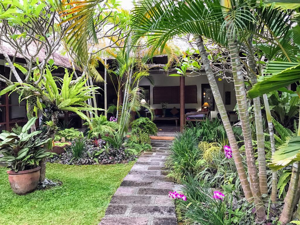 Bali Villa Aja Семиняк Екстериор снимка