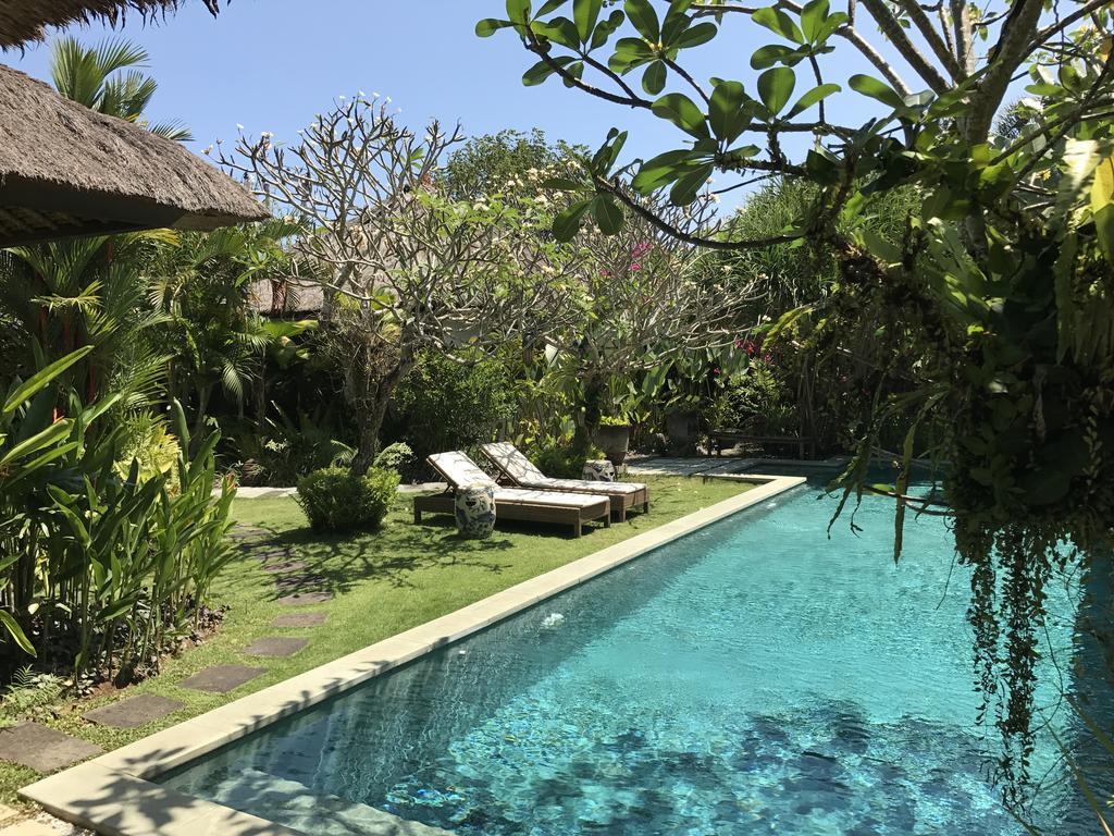 Bali Villa Aja Семиняк Екстериор снимка