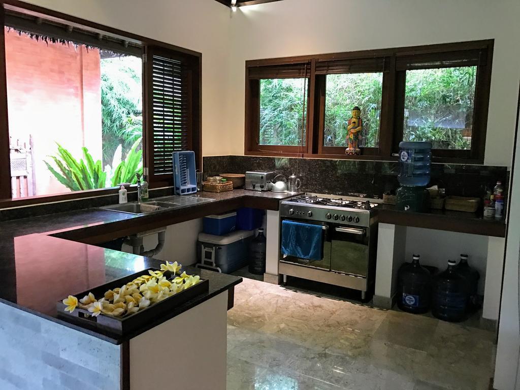 Bali Villa Aja Семиняк Екстериор снимка